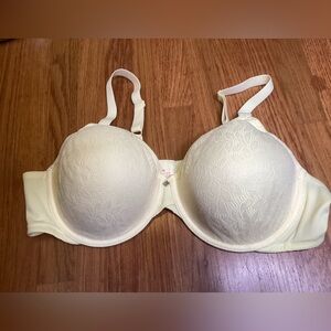 Elegant Yellow Lace Underwire Bra, size 44C, NWOT